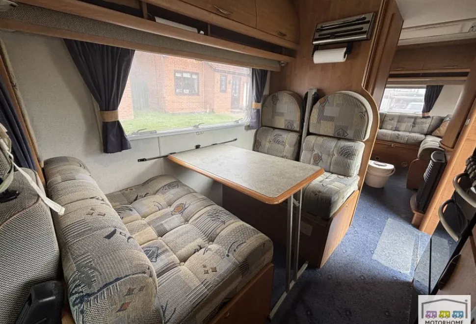 Auto-Trail Apache 700 2004