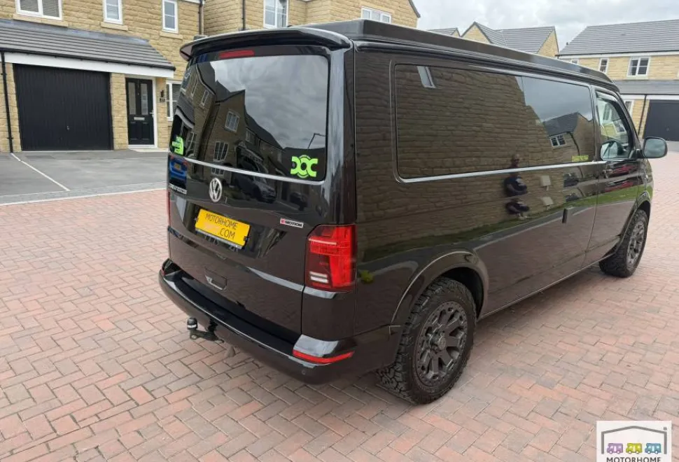 Volkswagen T6.1 Transporter Highline  2021