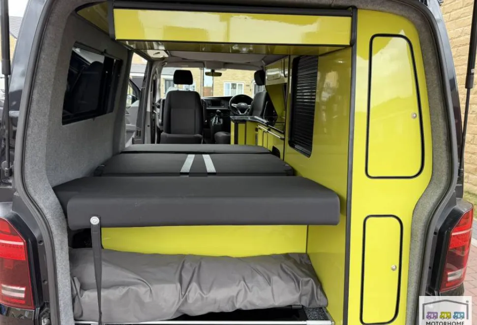 Volkswagen T6.1 Transporter Highline  2021