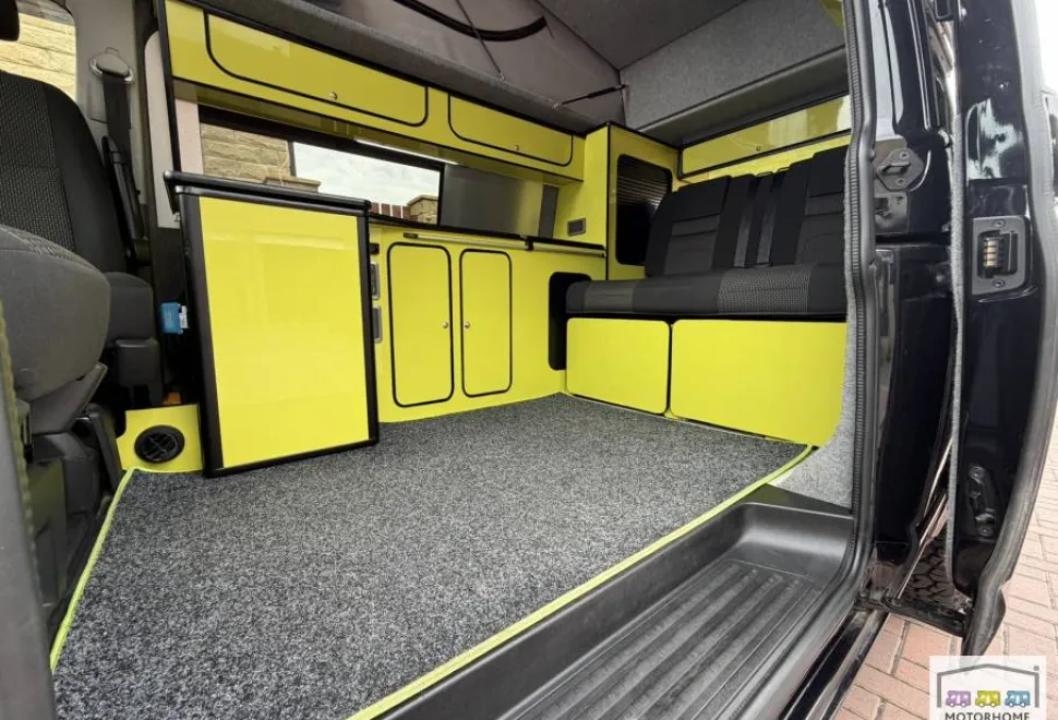 Volkswagen T6.1 Transporter Highline  2021