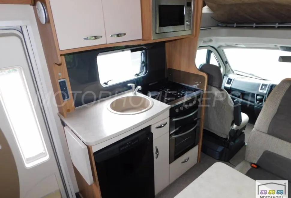 Swift Sundance  636 L  2013