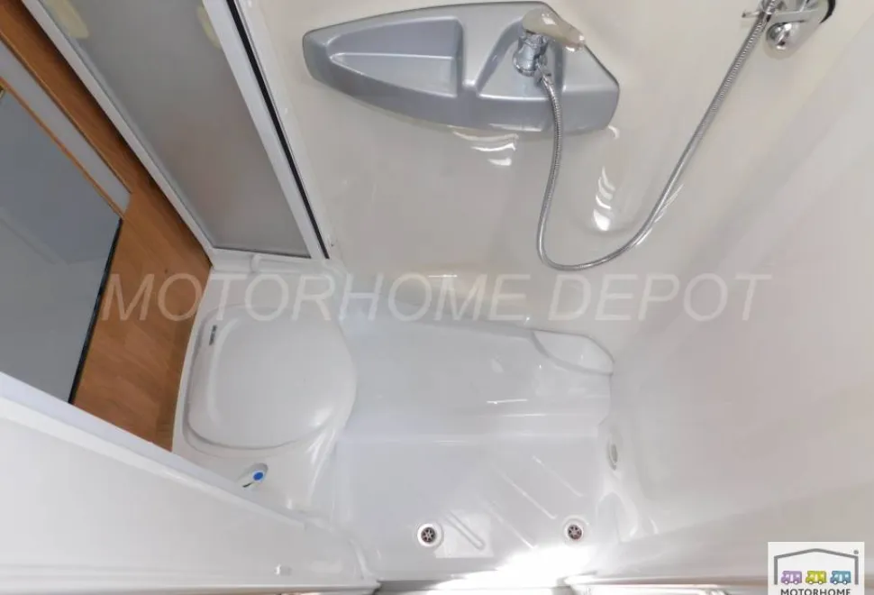 Swift Sundance  636 L  2013