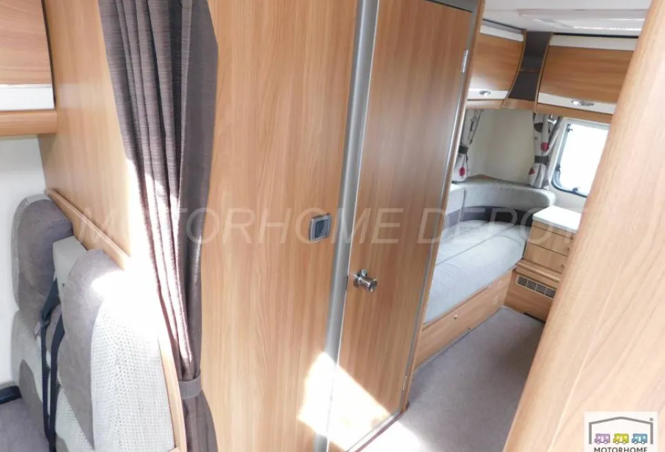 Swift Sundance  636 L  2013