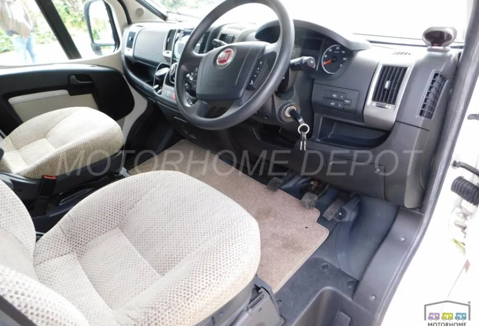 Swift Sundance  636 L  2013