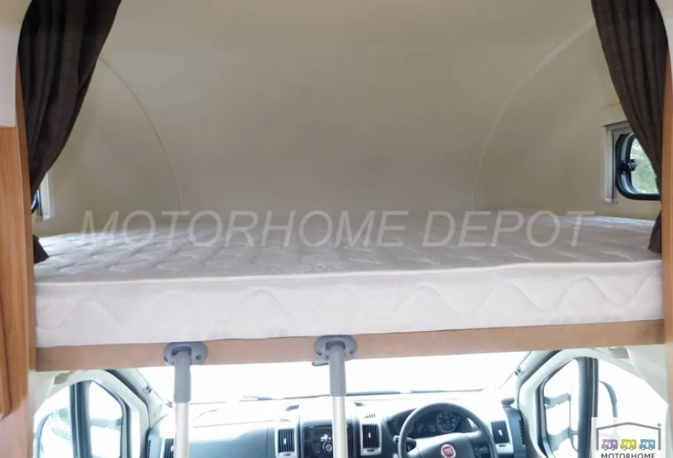 Swift Sundance  636 L  2013