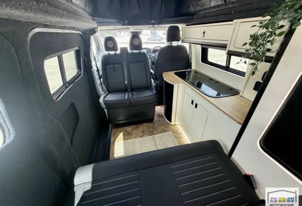 Volkswagen T7  2025