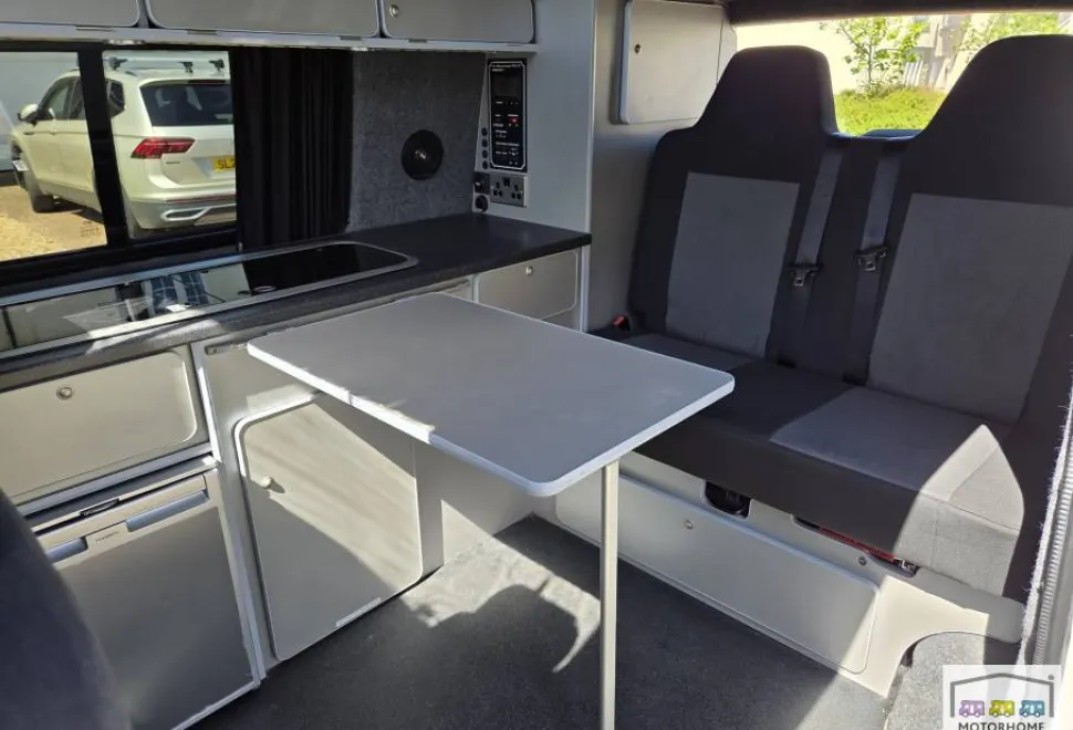 Volkswagen Transporter T30 ST-LINE 2017