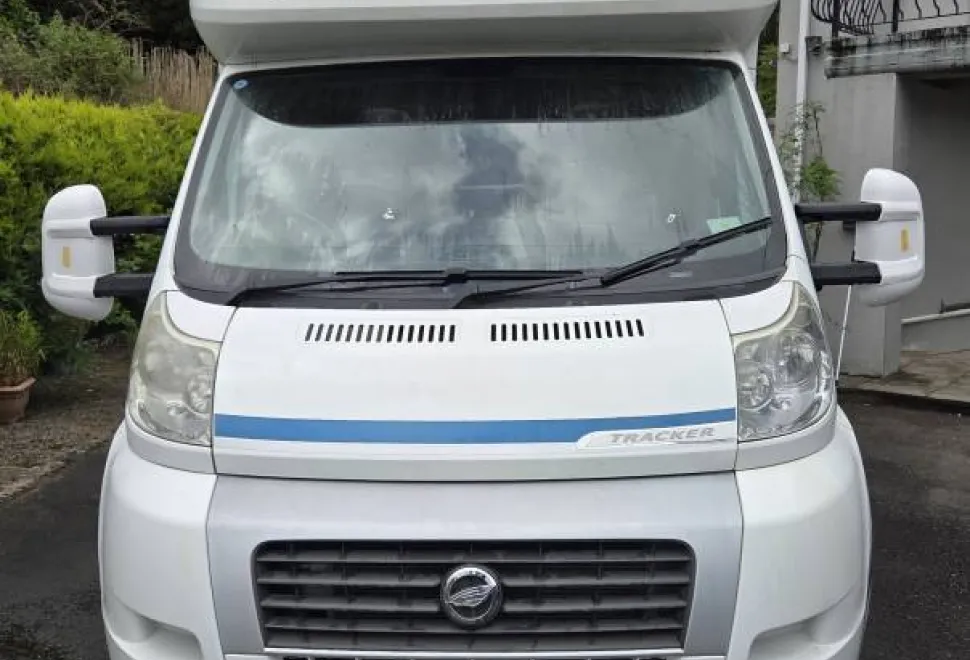 Auto-Trail Tracker FB 2012