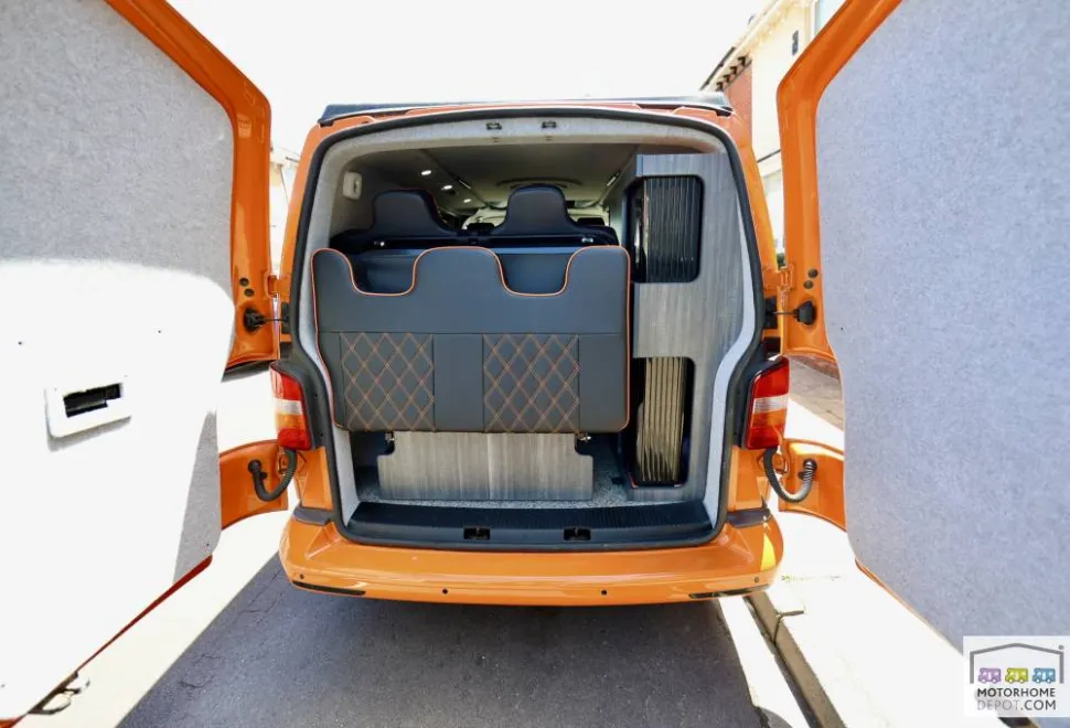 Volkswagen Transporter T28 2004