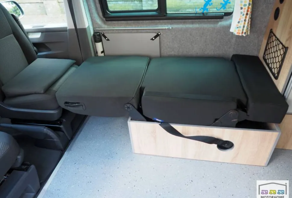 Volkswagen T6.1 Transporter Highline  2022