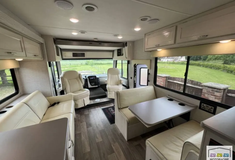 Winnebago Intent 29L 2020