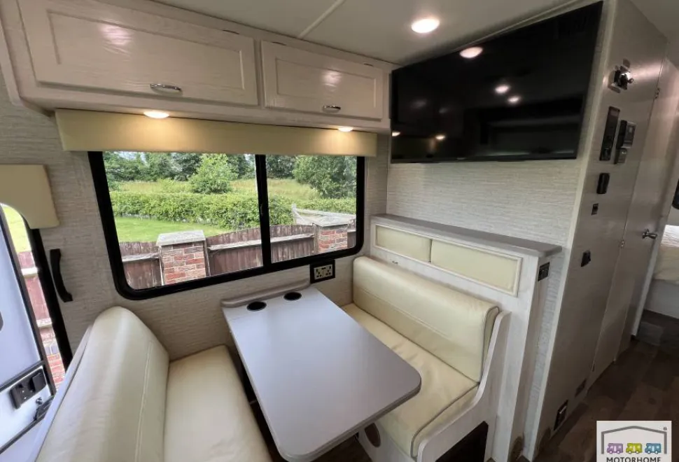 Winnebago Intent 29L 2020