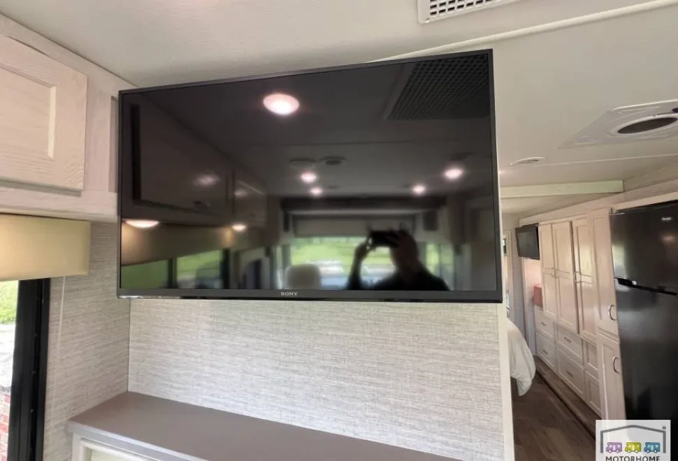 Winnebago Intent 29L 2020