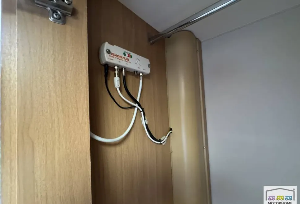 Elddis Autoquest  145 2012