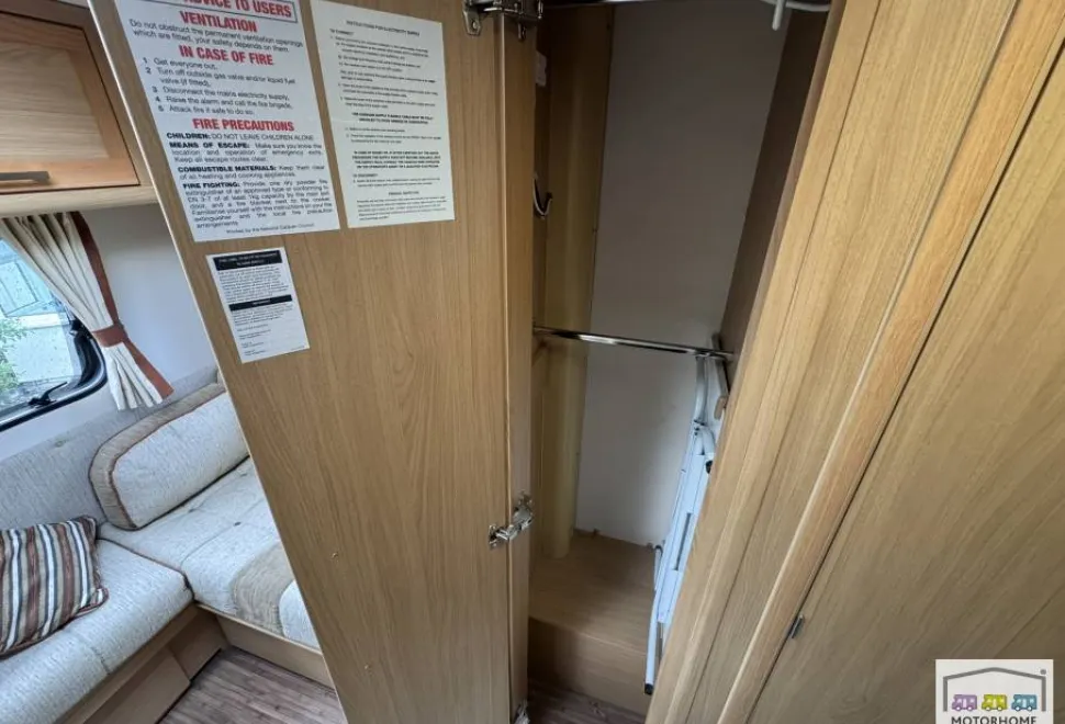 Elddis Autoquest  145 2012