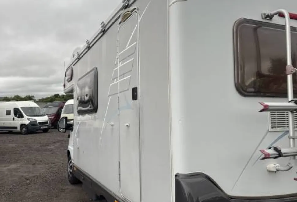 Hymer C546  2003