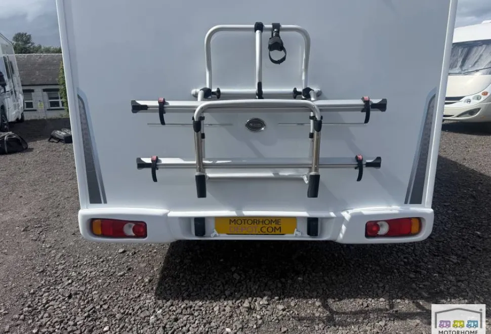 Elddis Autoquest  185 Signature 2021
