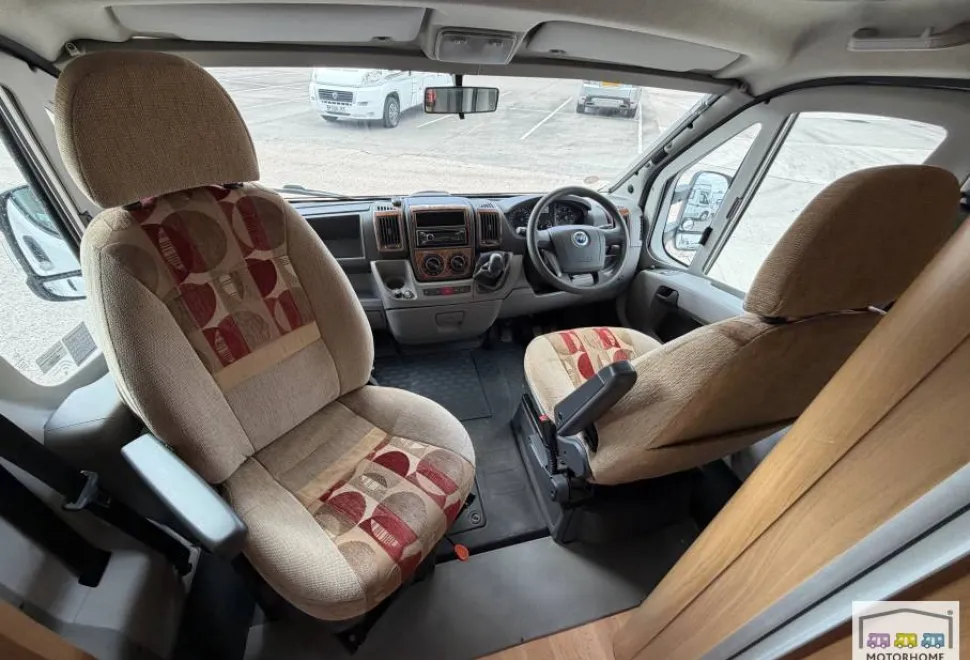 Swift Lifestyle 590rl 2007