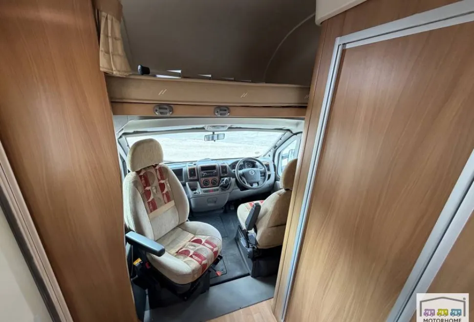 Swift Lifestyle 590rl 2007
