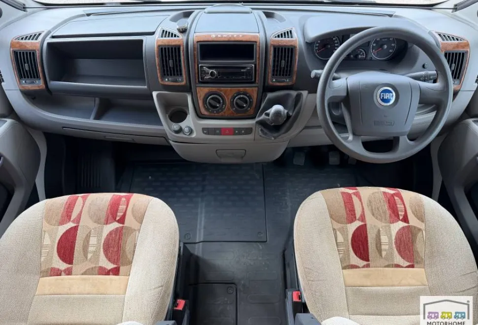 Swift Lifestyle 590rl 2007