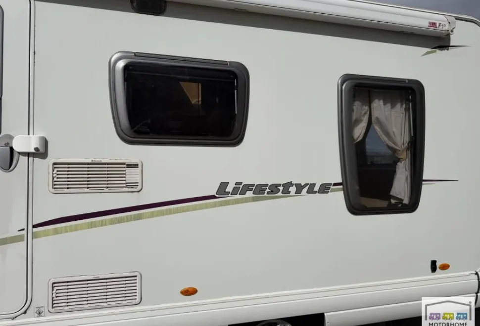 Swift Lifestyle 590rl 2007