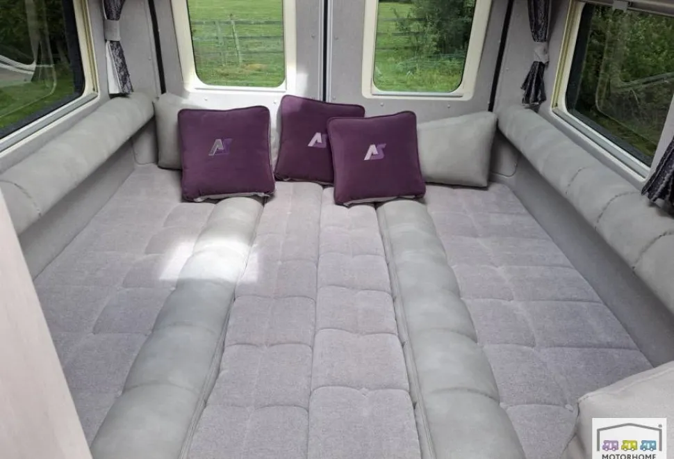 Auto-Sleepers Warwick XL 2024