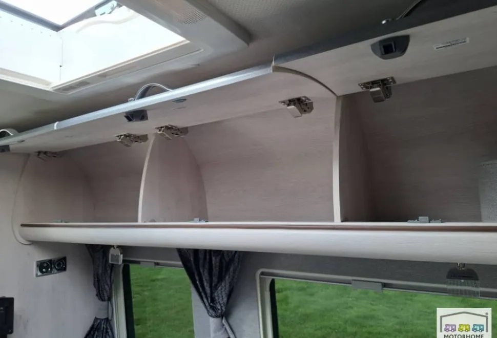 Auto-Sleepers Warwick XL 2024