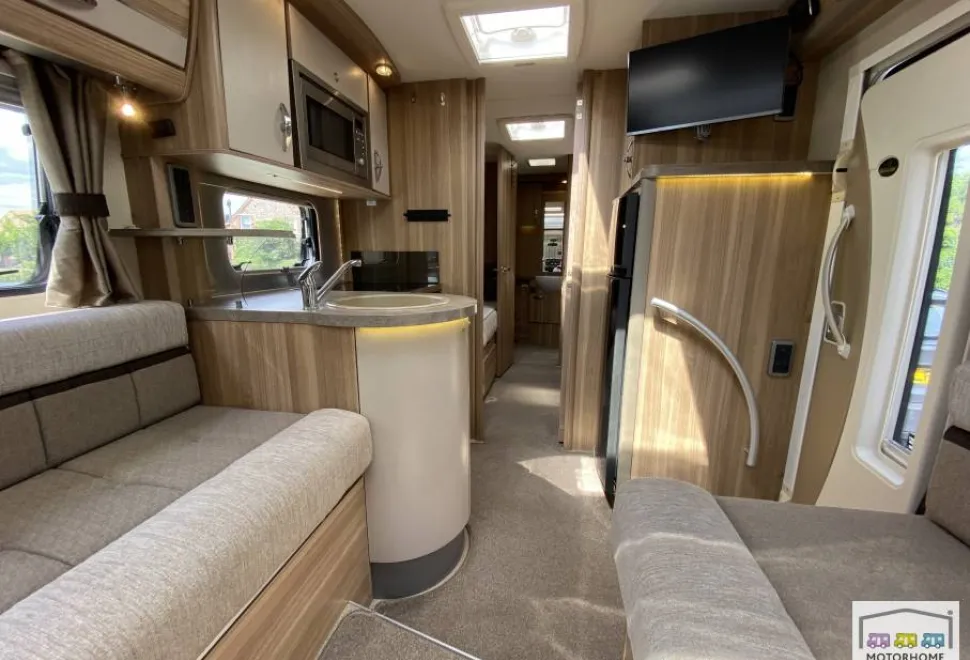 Bessacarr E572  2013