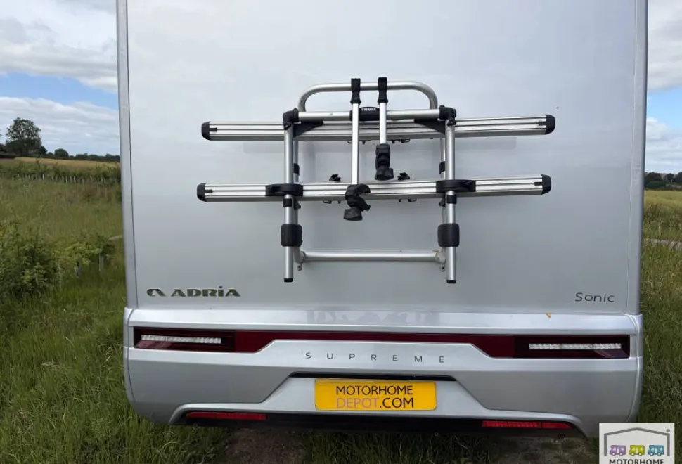 Adria Sonic Supreme 700 DC 2025