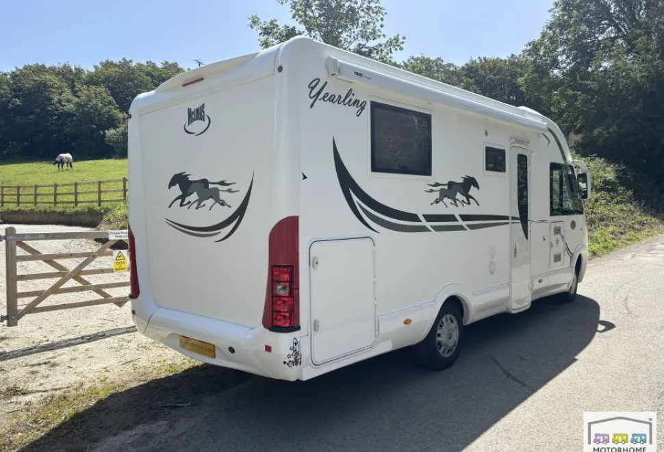 McLouis Nevis 868 Yearling Limited Edition 2014