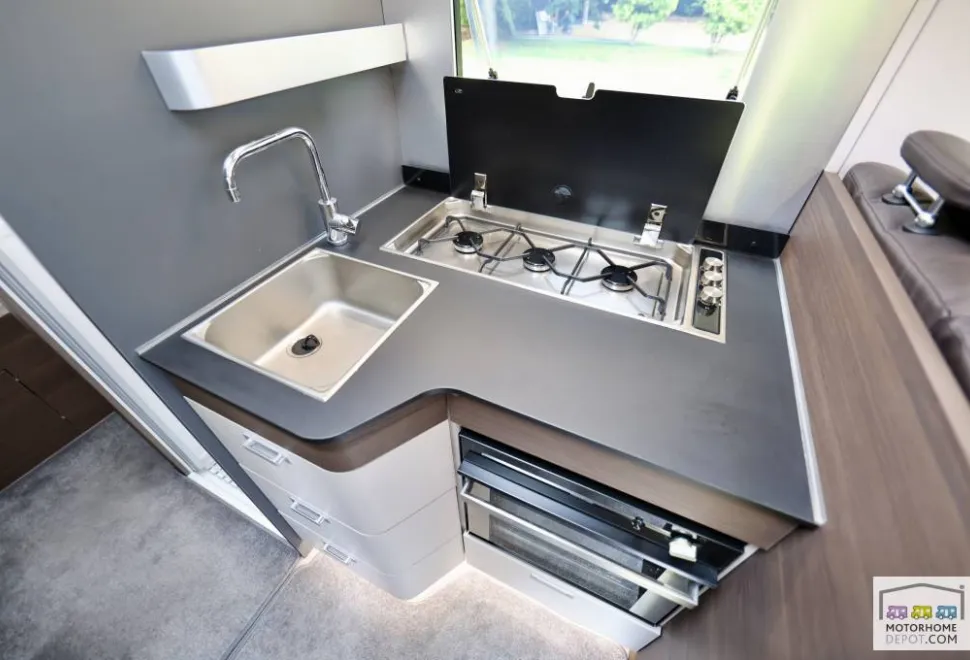 Adria Matrix Supreme 670SC 2024