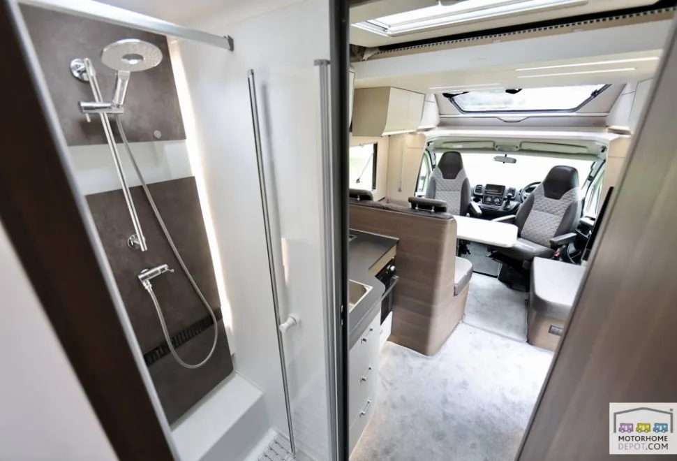 Adria Matrix Supreme 670SC 2024