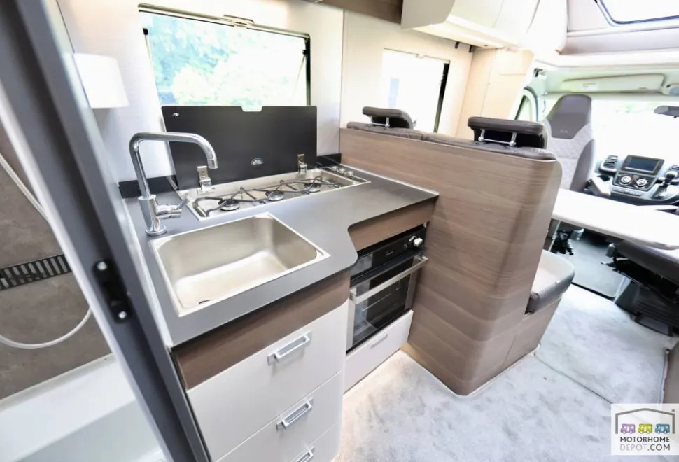 Adria Matrix Supreme 670SC 2024