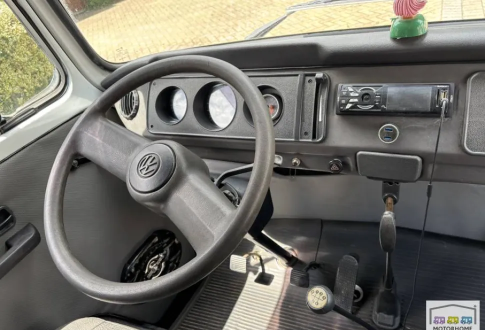 Volkswagen T2  2001