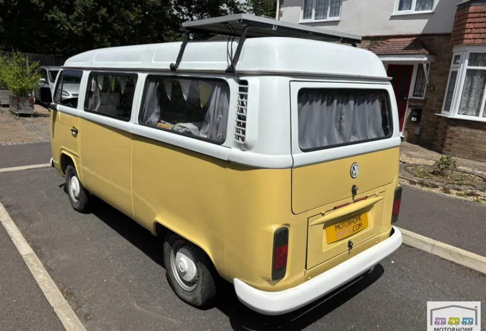 Volkswagen T2  2001