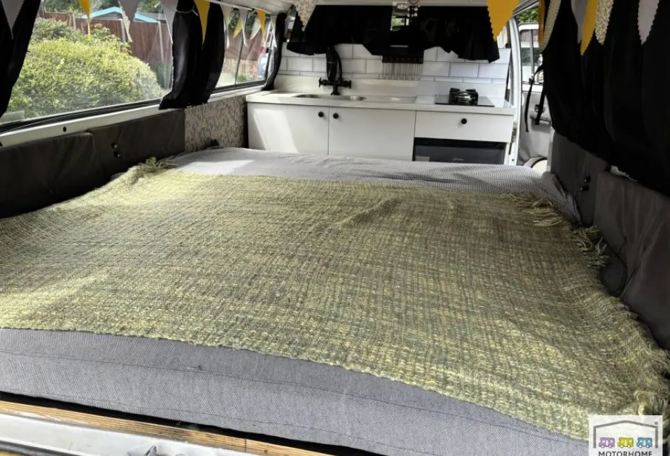Volkswagen T2  2001