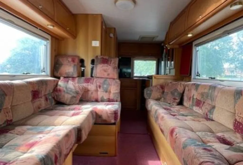 Auto-Sleepers Mirage 5000 2000