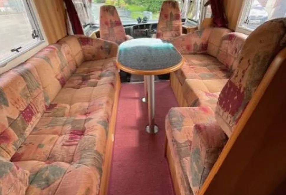 Auto-Sleepers Mirage 5000 2000
