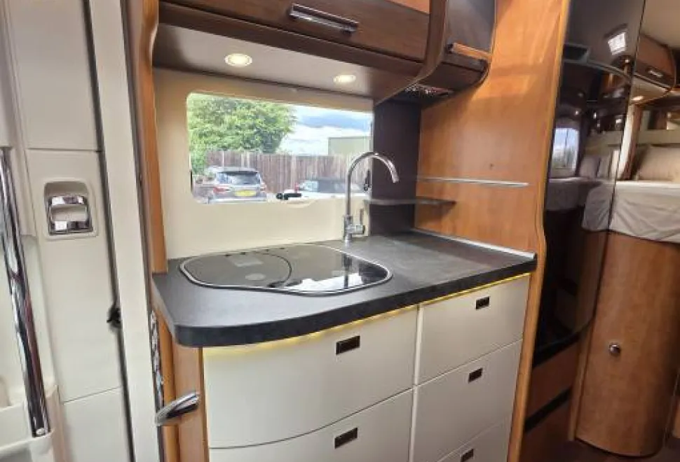 Carthago C-Tourer T143 2016