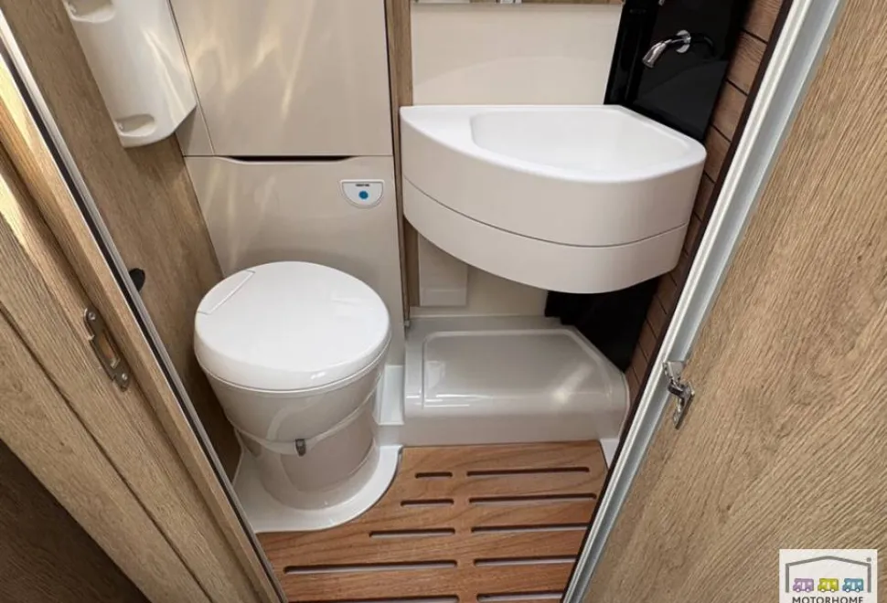 Mobilvetta K-Yacht  Tekno Line 80 2025