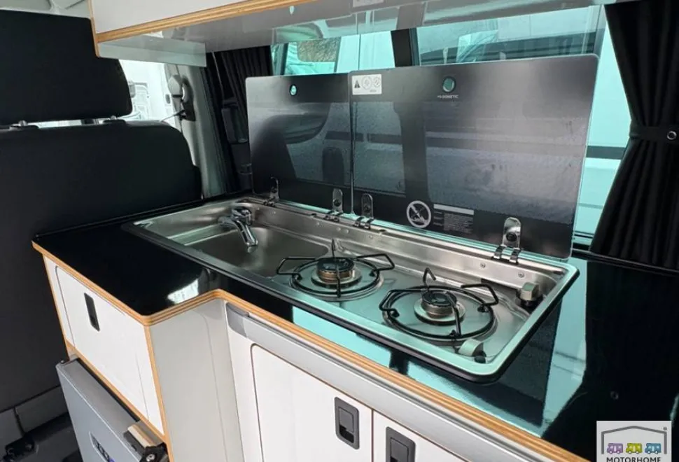 Volkswagen T6  2016