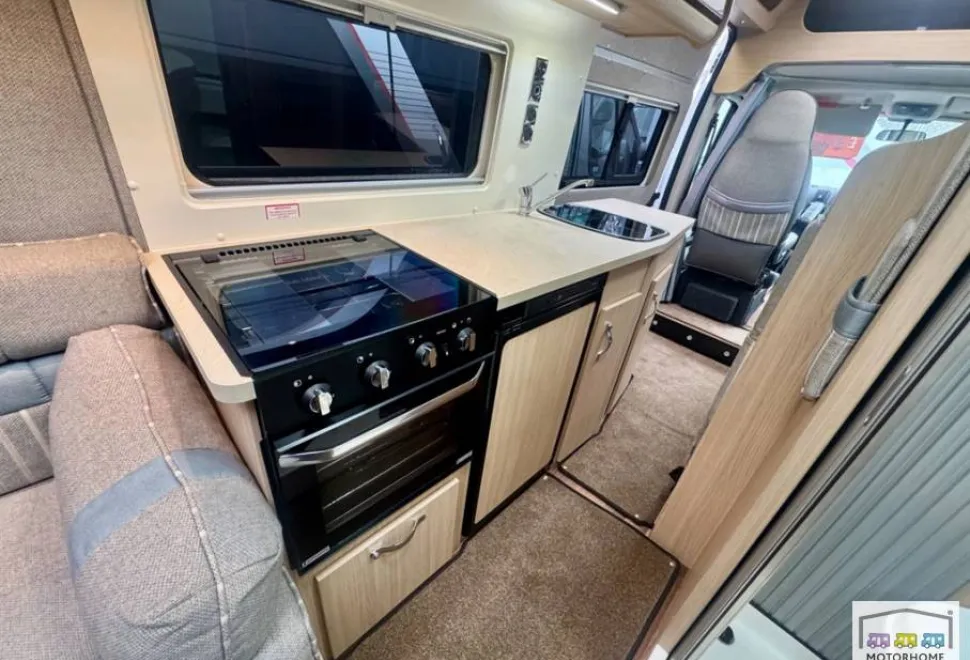 Auto-Sleepers Fairford  2017