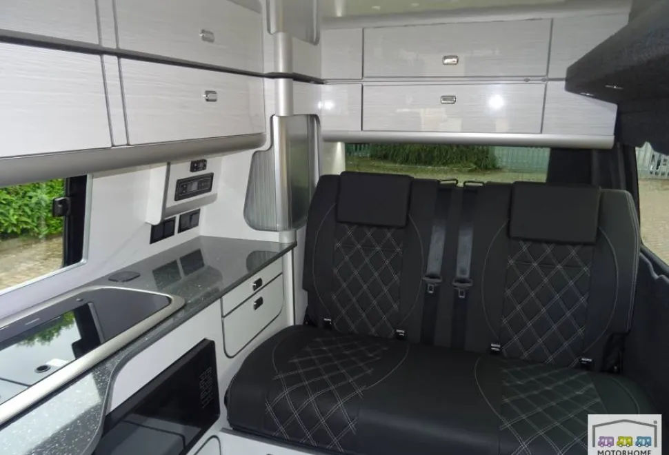 Volkswagen T6.1 Transporter Highline  2024