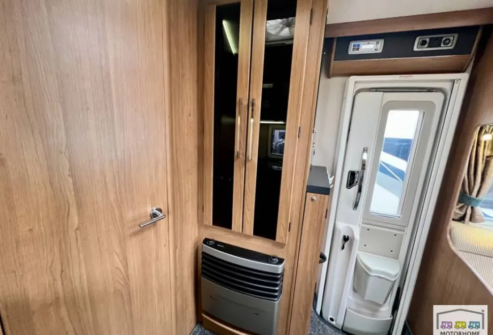 Auto-Trail Tracker RS 2014