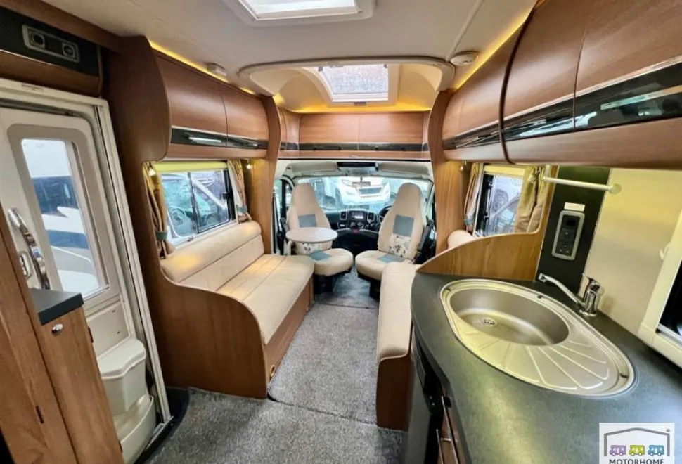 Auto-Trail Tracker RS 2014