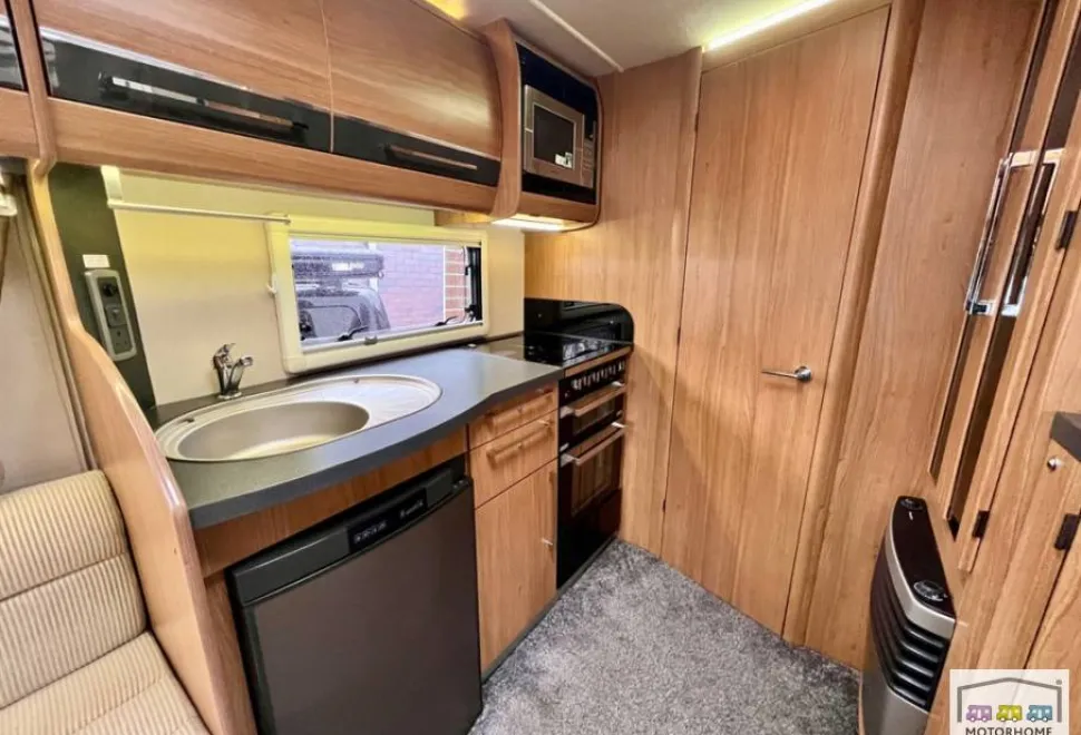 Auto-Trail Tracker RS 2014