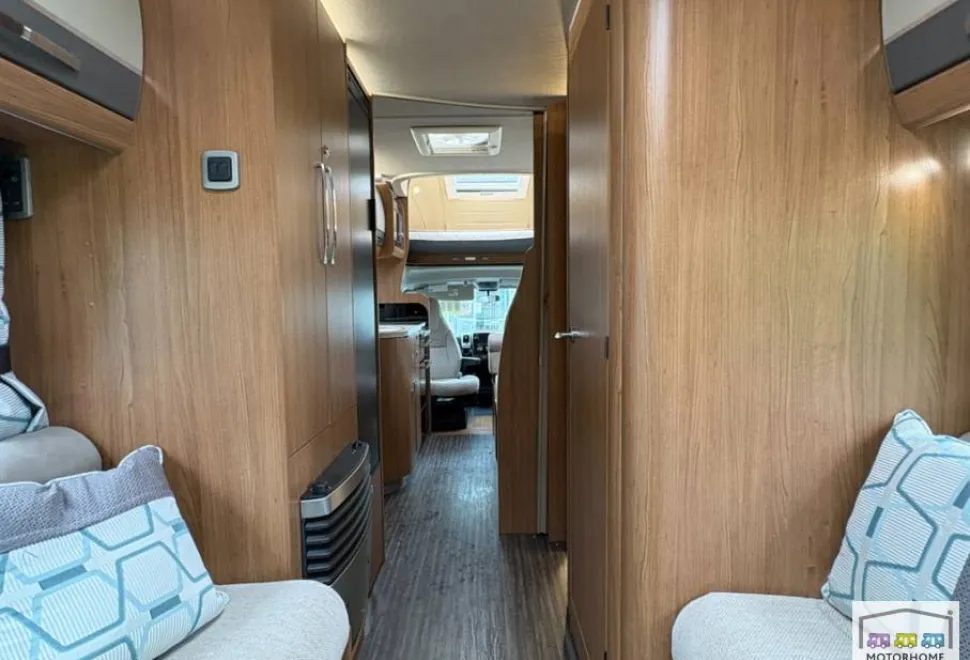 Auto-Trail Apache 700 2020