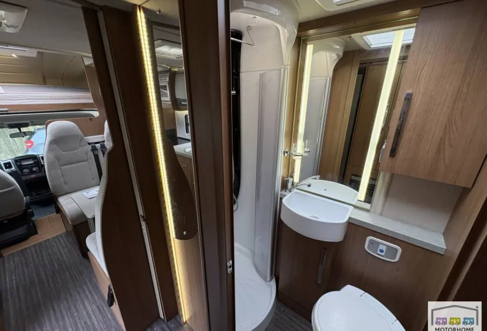 Auto-Trail Apache 700 2018