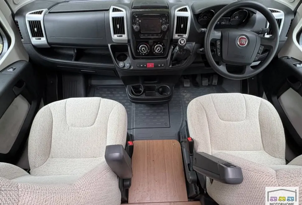 Auto-Trail Apache 700 2018