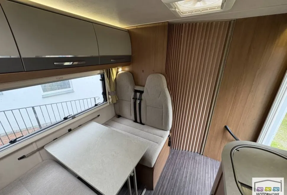 Auto-Trail Apache 700 2018